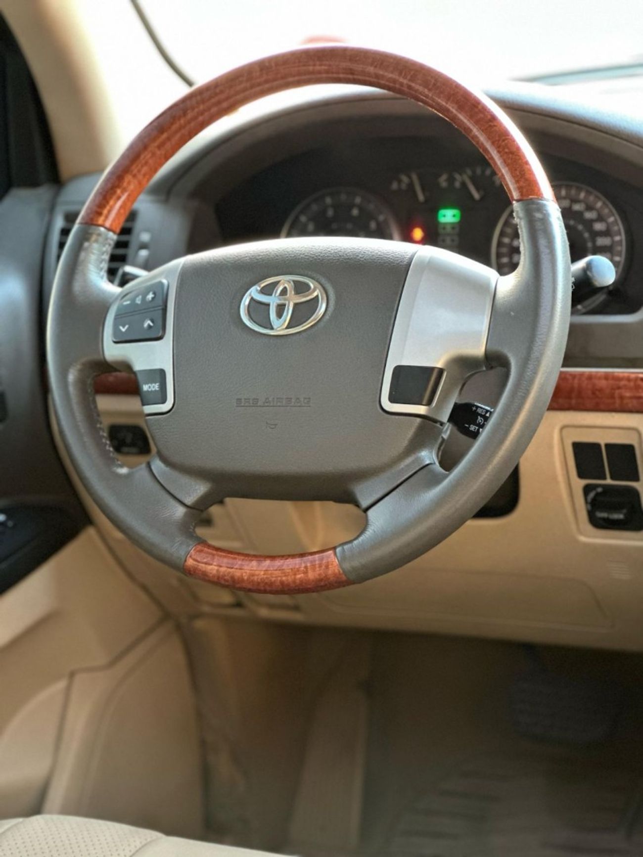 Toyota Land Cruiser GXR 4.6L