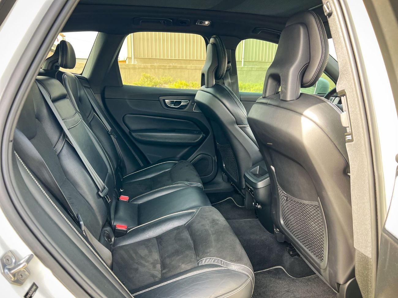 Volvo XC60 T6 R Design Plus