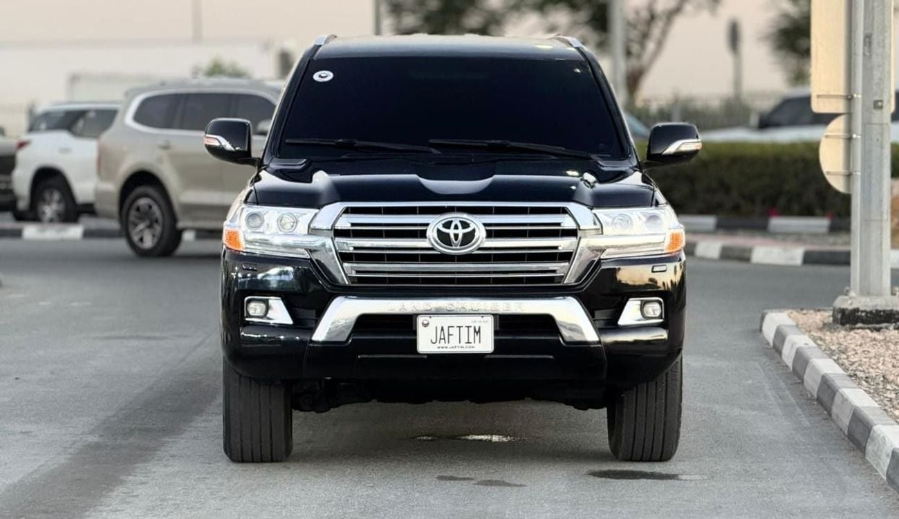 Toyota Land Cruiser 2017 | 4.5 DIESEL ENGINE | AUTOMATIC | LHD