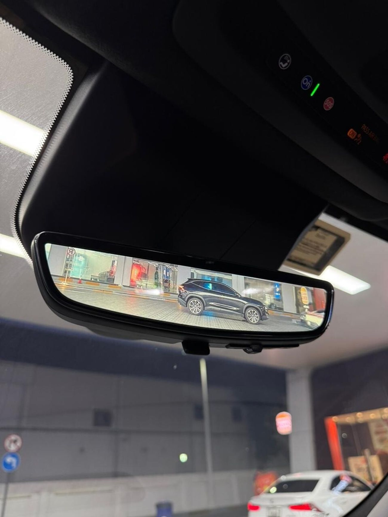 كاديلاك إسكالاد Premium Luxury Platinum 6.2L 4WD