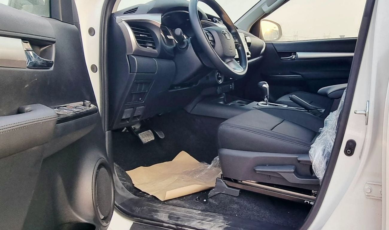 Toyota Hilux SGLX 2.4L DIESEL 4X4 LEATHER SEATS MY2025