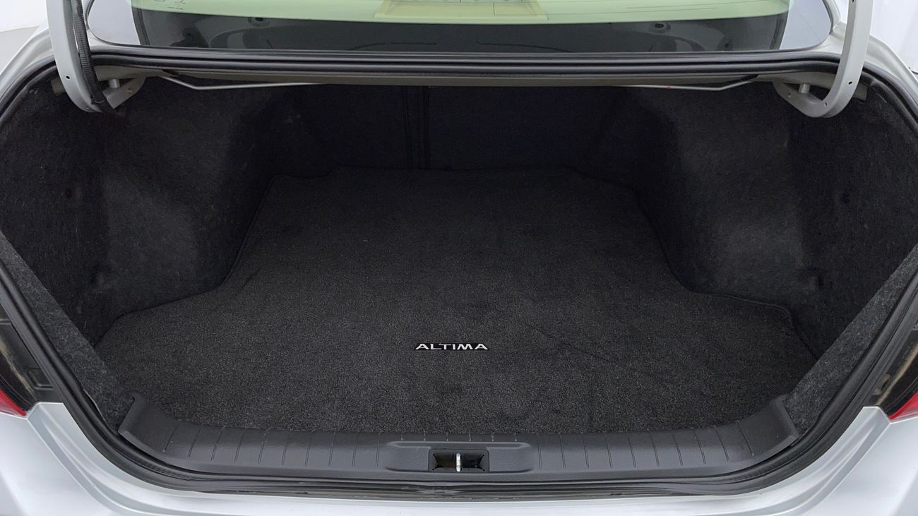 Nissan Altima S 2500