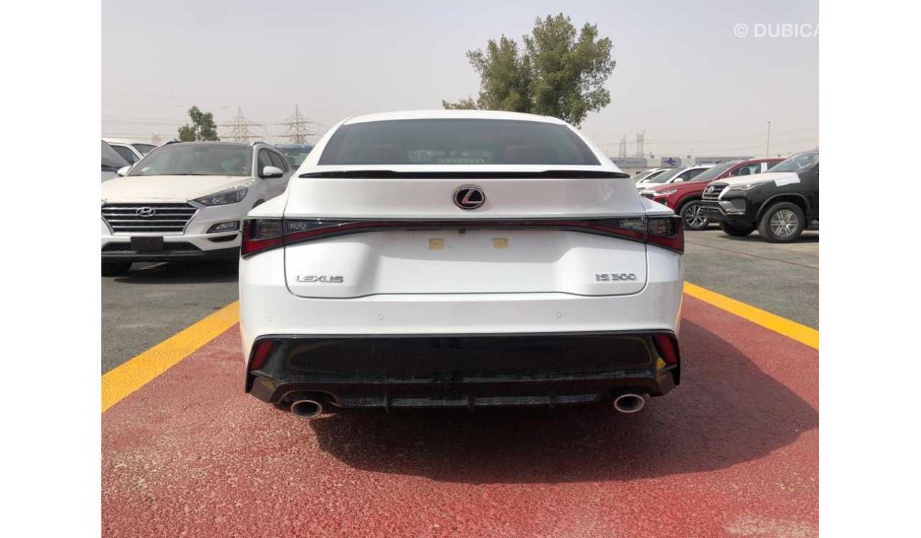 لكزس IS 300 LEXUS 300 FSPORT، 2.0L، FULL OPTION، WHITE EXTERIOR WHITE مع جلد أحمر داخلي ، فتحة سقف ، للتصدير وال