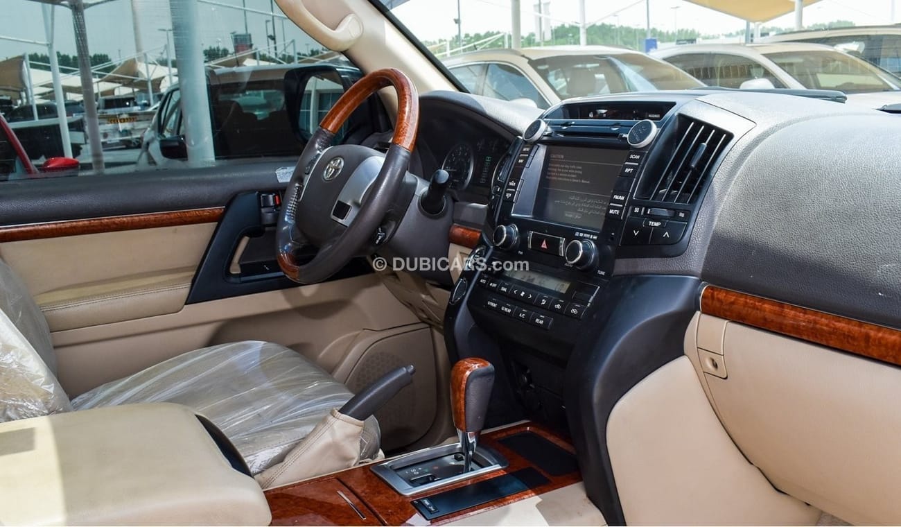 Toyota Land Cruiser GXR