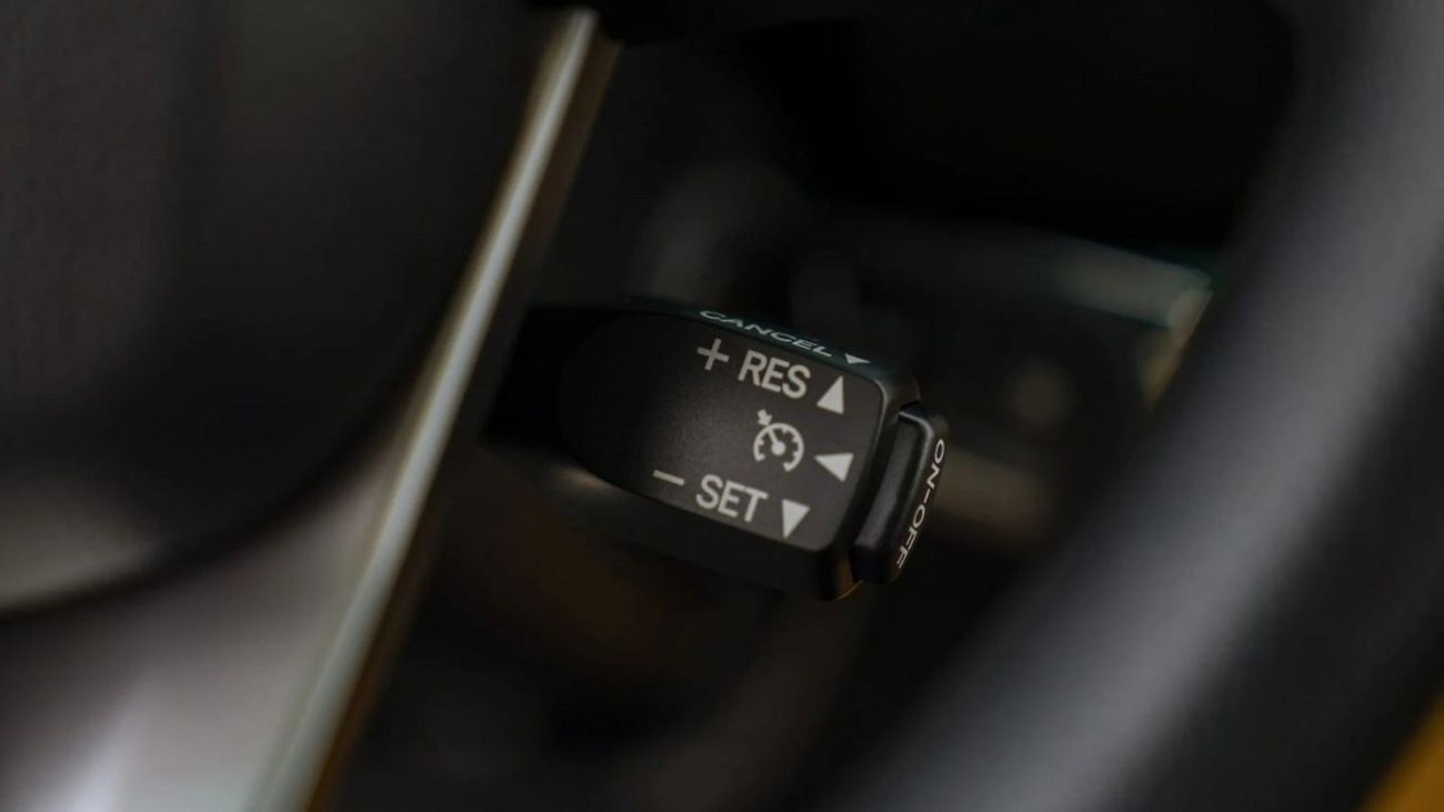 تويوتا فورتونر فورتشنر بترول