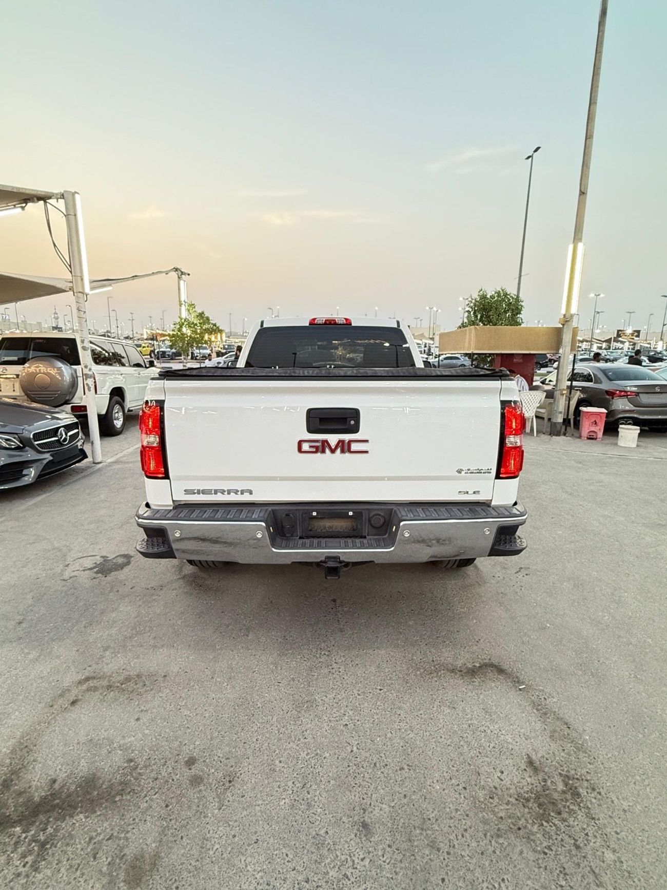 جي أم سي سييرا 1500 SLE 5.3L Single Cab Utility
