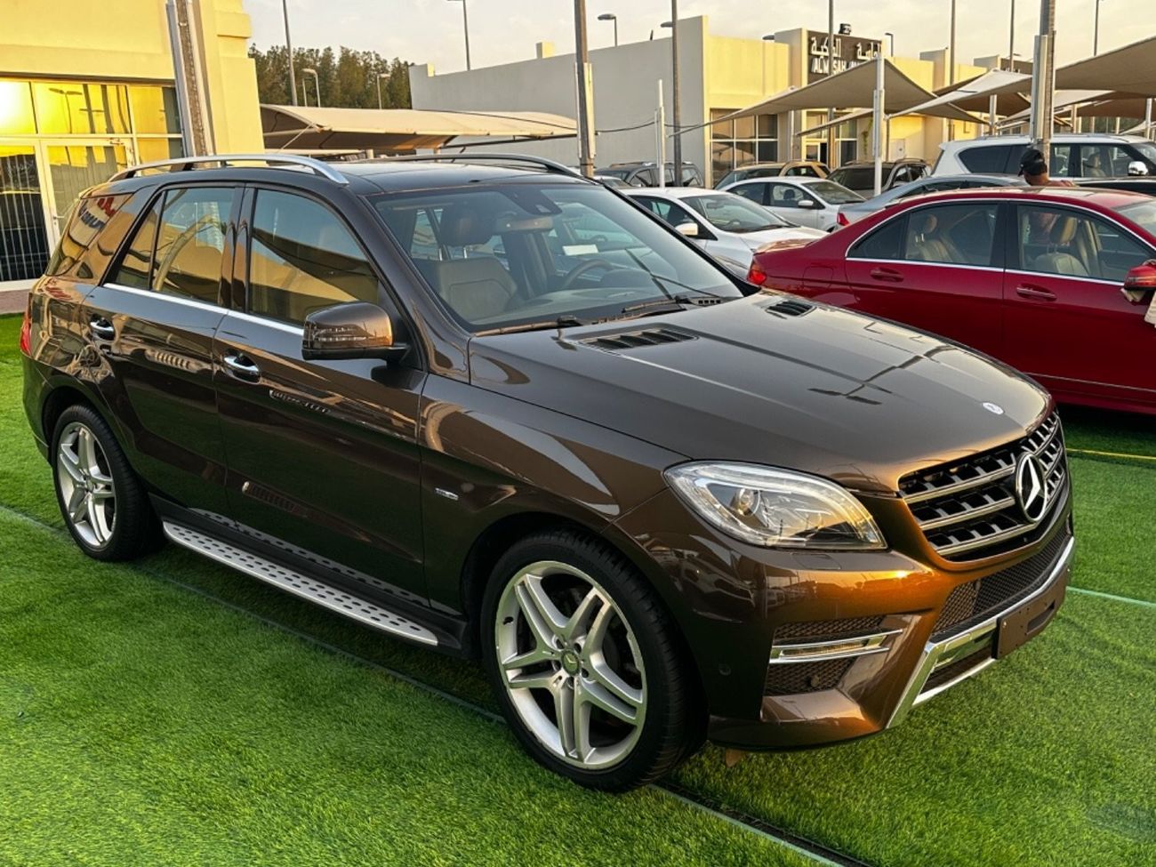 Mercedes-Benz ML 350 AMG MERCEDES BENZ ML350 MODEL 2013 GCC CAR PERFECT CONDITION INSIDE AND OUTSIDE FULL OPTION PANORAMI