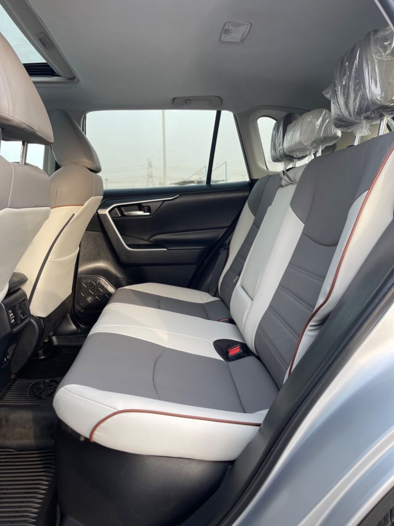 تويوتا راف ٤ 2021 TOYOTA RAV4 XLE HYBRID FULL OPTIONS IMPORTED FROM USA