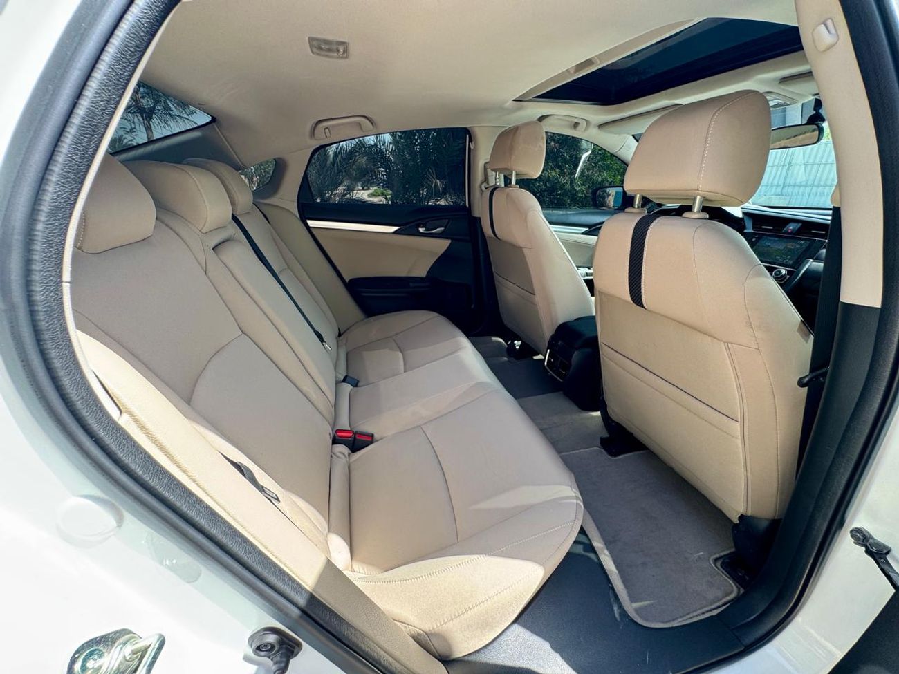 Honda Civic LX 2.0L 1270x24-Monthly l GCC l Sunroof. Cruise, Camera l Accident Free