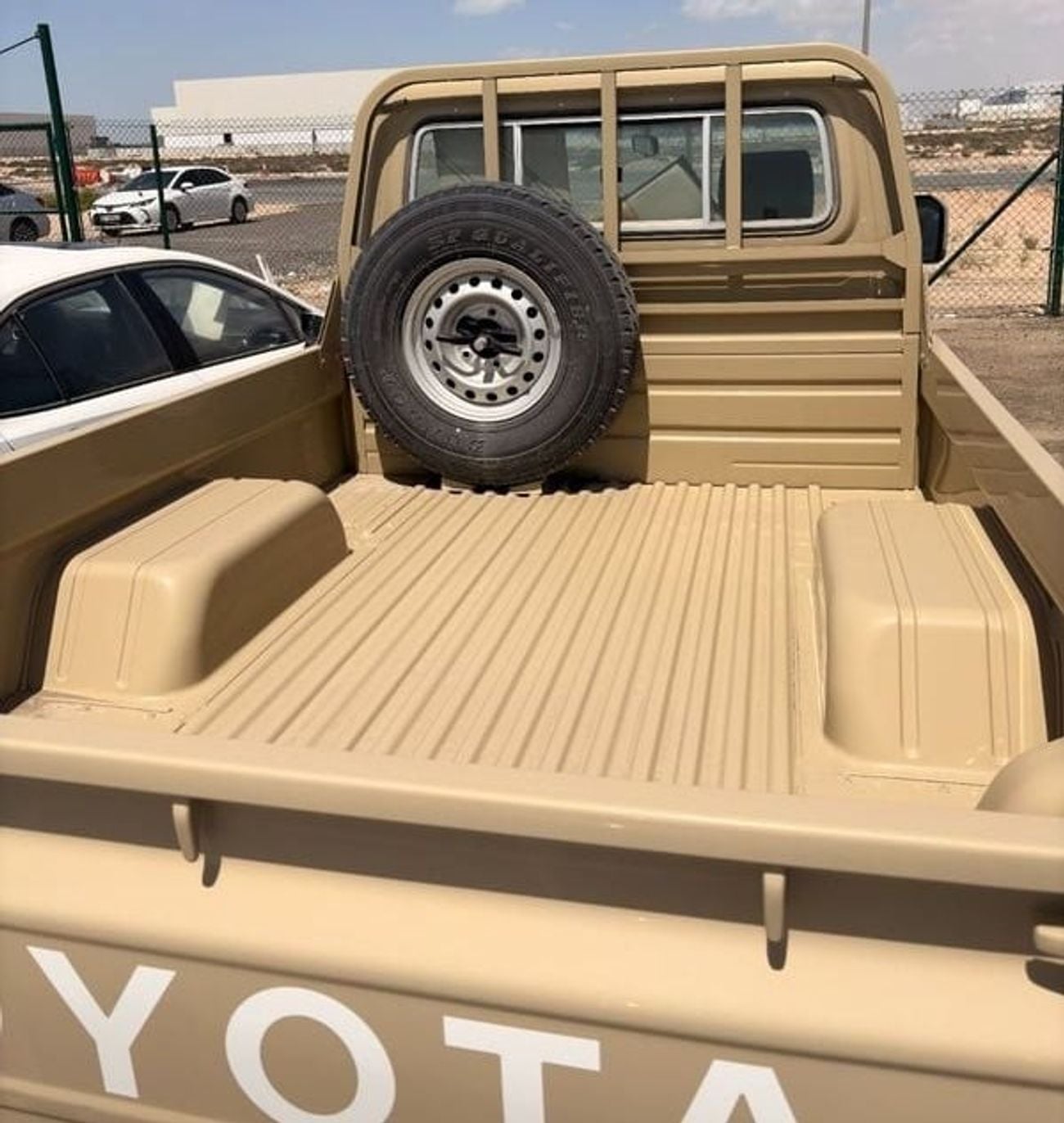 تويوتا لاند كروزر بيك آب PICKUP 70th LX1 4.0L