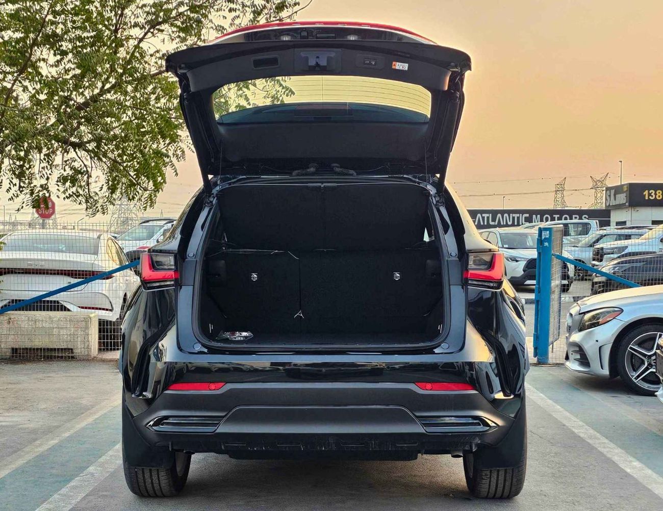 لكزس NX350h HEV HYBRID LUXURY / 2.5L V4 AWD / RADAR / PANORAMIC ROOF / (CODE # NXP3HEV)