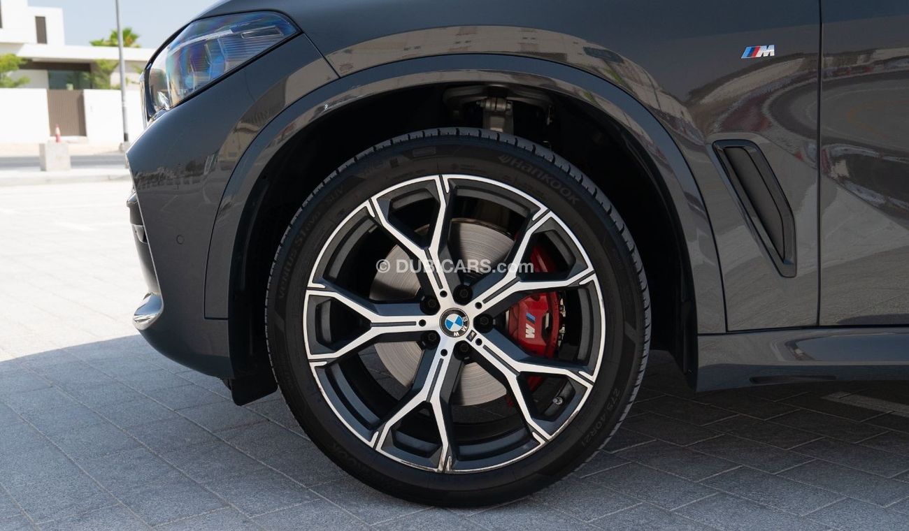 BMW X5 xDrive40i Luxury M Sport Package BMW X5 XDrive 40i Panoramic *M* -pack Head-up Display 2022 GCC Serv