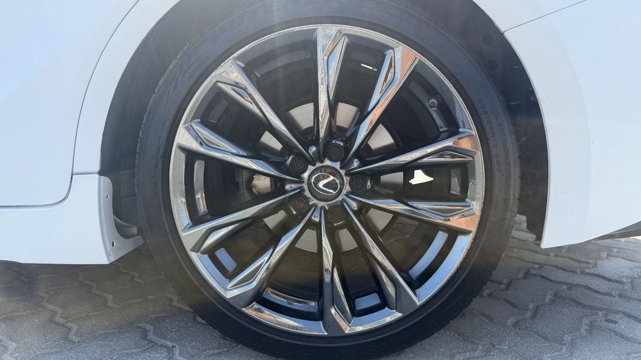 لكزس IS 350 F Sport Platinum 3.5L