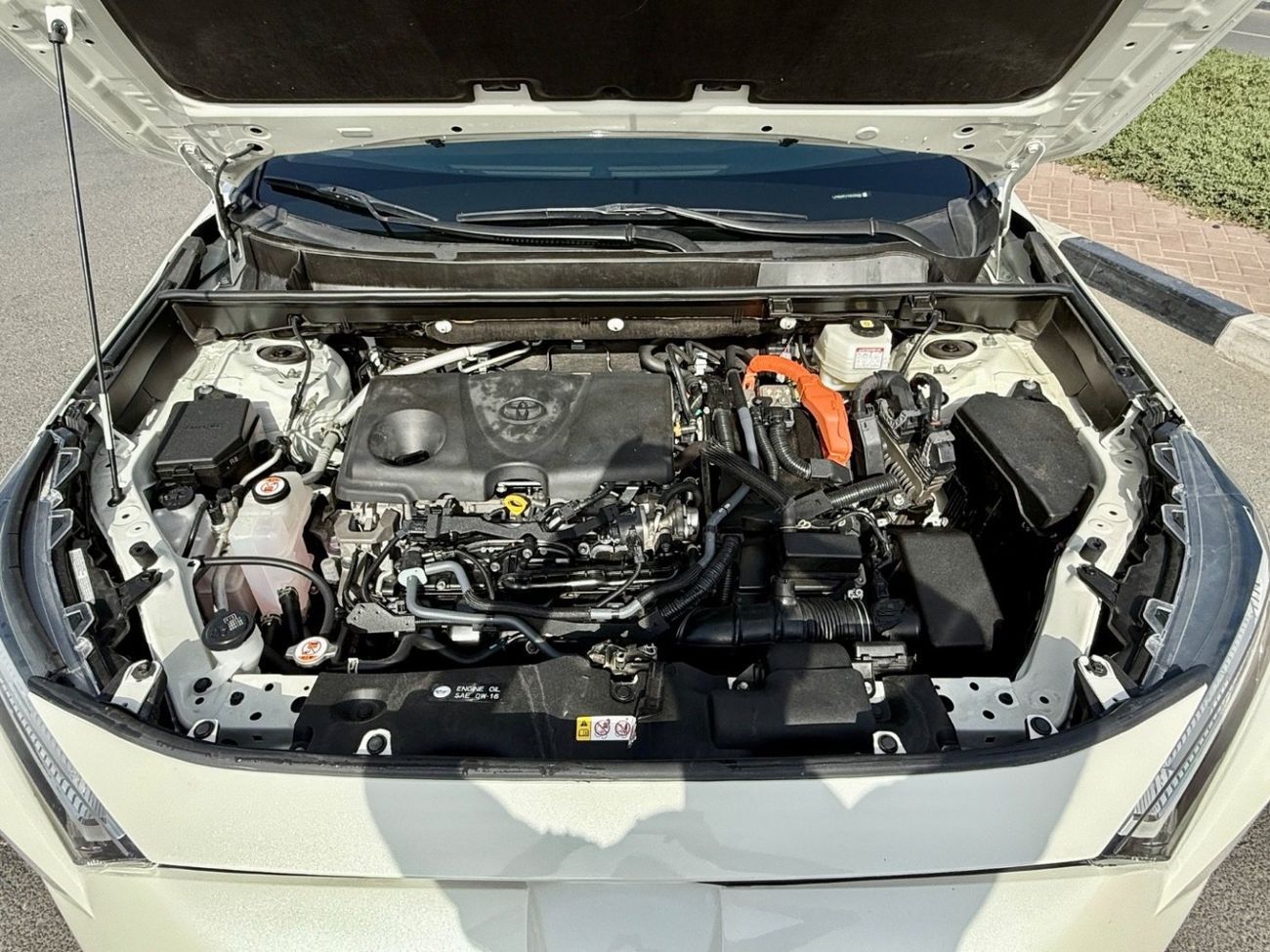 تويوتا راف ٤ XLE 2.5L