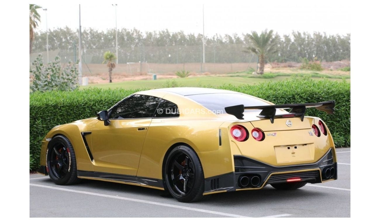 نيسان جي تي ار Std نيسان GT-R بريميوم خليجي 2015 فل ابشن تشييكات الفا لوجيك بحاله ممتازه