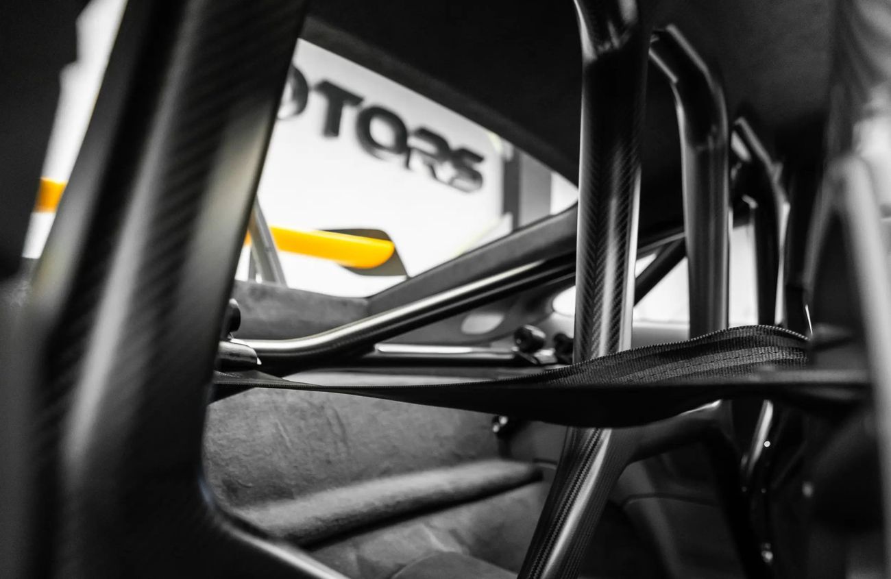 بورش 911 4.0L F-6 Naturally Aspirated Engine