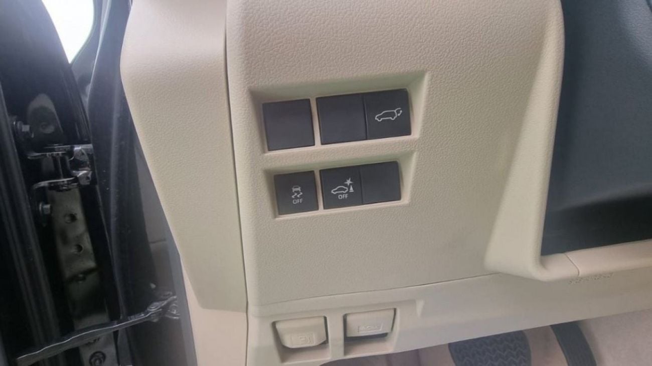 تويوتا لاند كروزر 2023Toyota Land Cruiser VX (J300), 5dr SUV, 3.5L 6cyl Petrol, Automatic, Four Wheel Drive