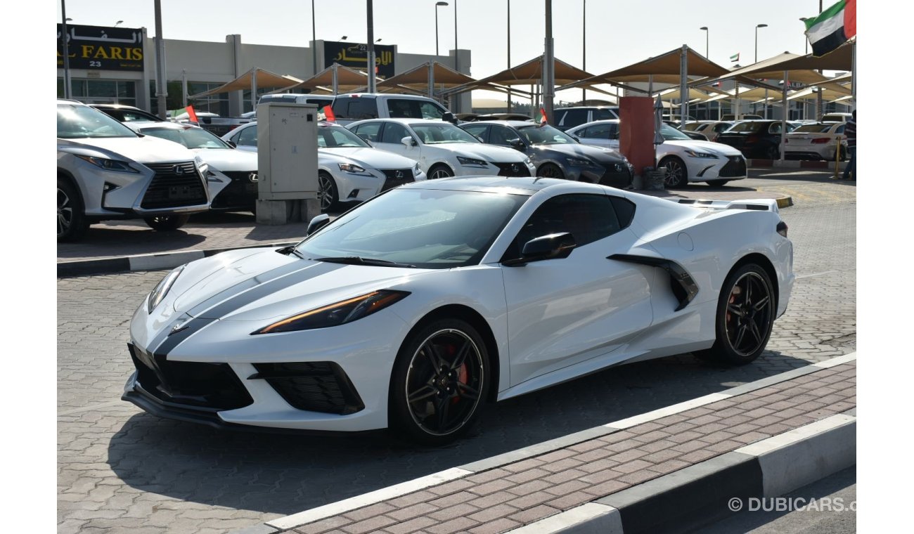 Chevrolet Corvette STINGRAY C8 2LT