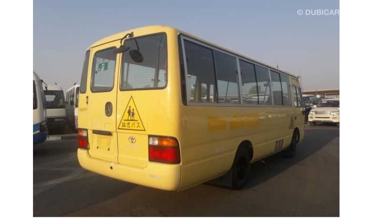 Toyota Coaster TOYOTA COASTER BUS RIGHT HAND DRIVE (PM1062)