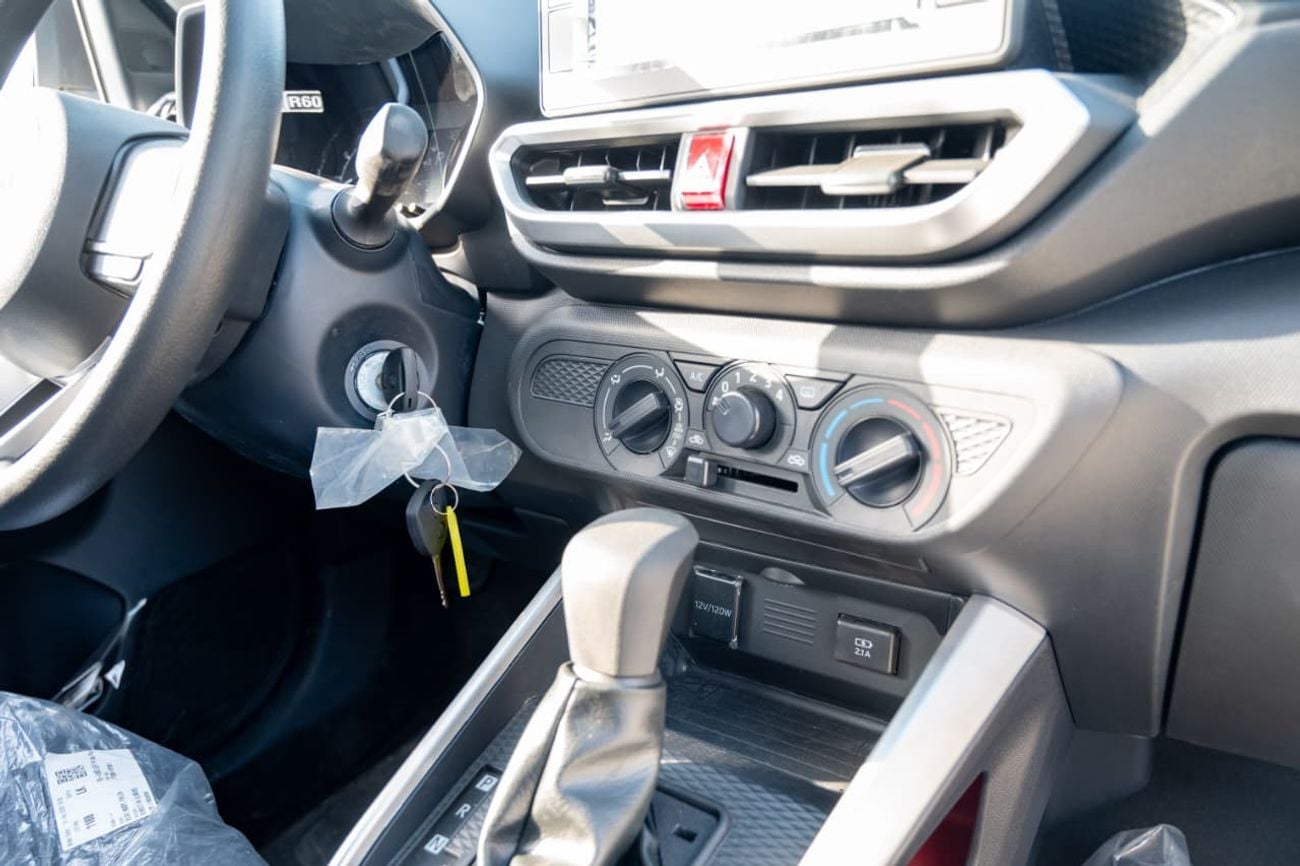 تويوتا ريز 1.2L | Petrol | 5 Seater | FWD | Automatic