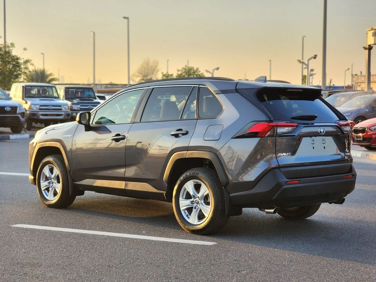 Toyota RAV4 TOYOTA RAV4 LE HYBRID 2019
