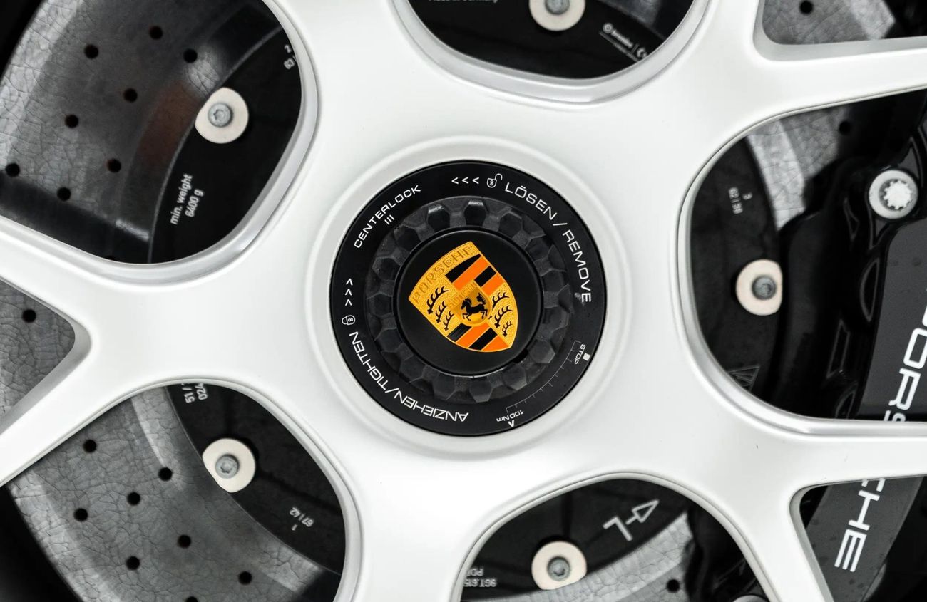 Porsche 911 4.0L F6 Naturally Aspirated Engine