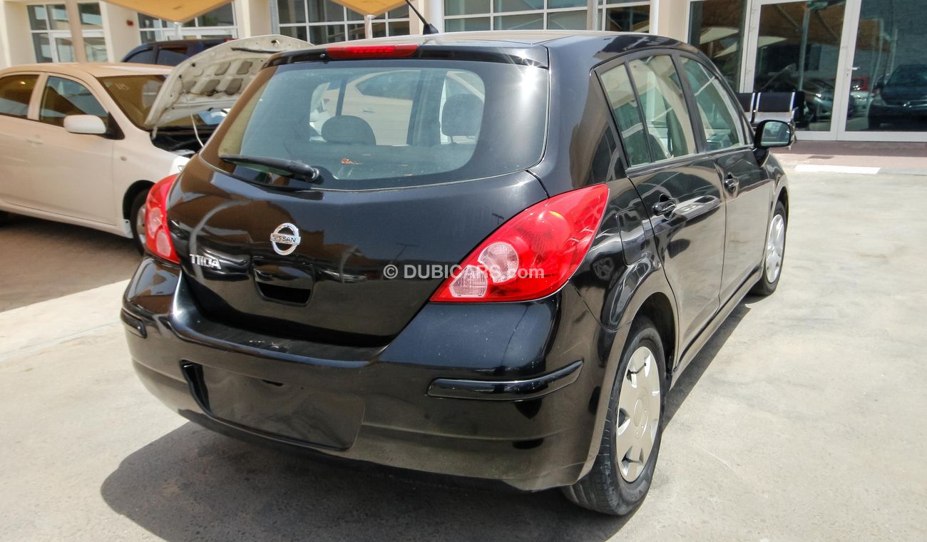 Nissan Tiida