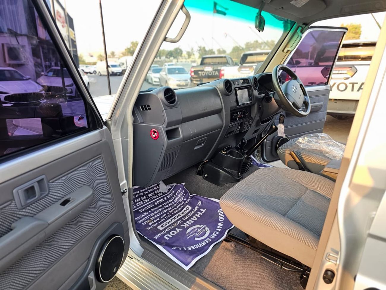 Toyota Land Cruiser Toyota landcruise pickup 2015 Model 4.5L Diesel engine Colour sliver Transmission Manual Interior bl