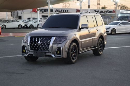 ميتسوبيشي باجيرو Right Hand (Diesel 3.2L)