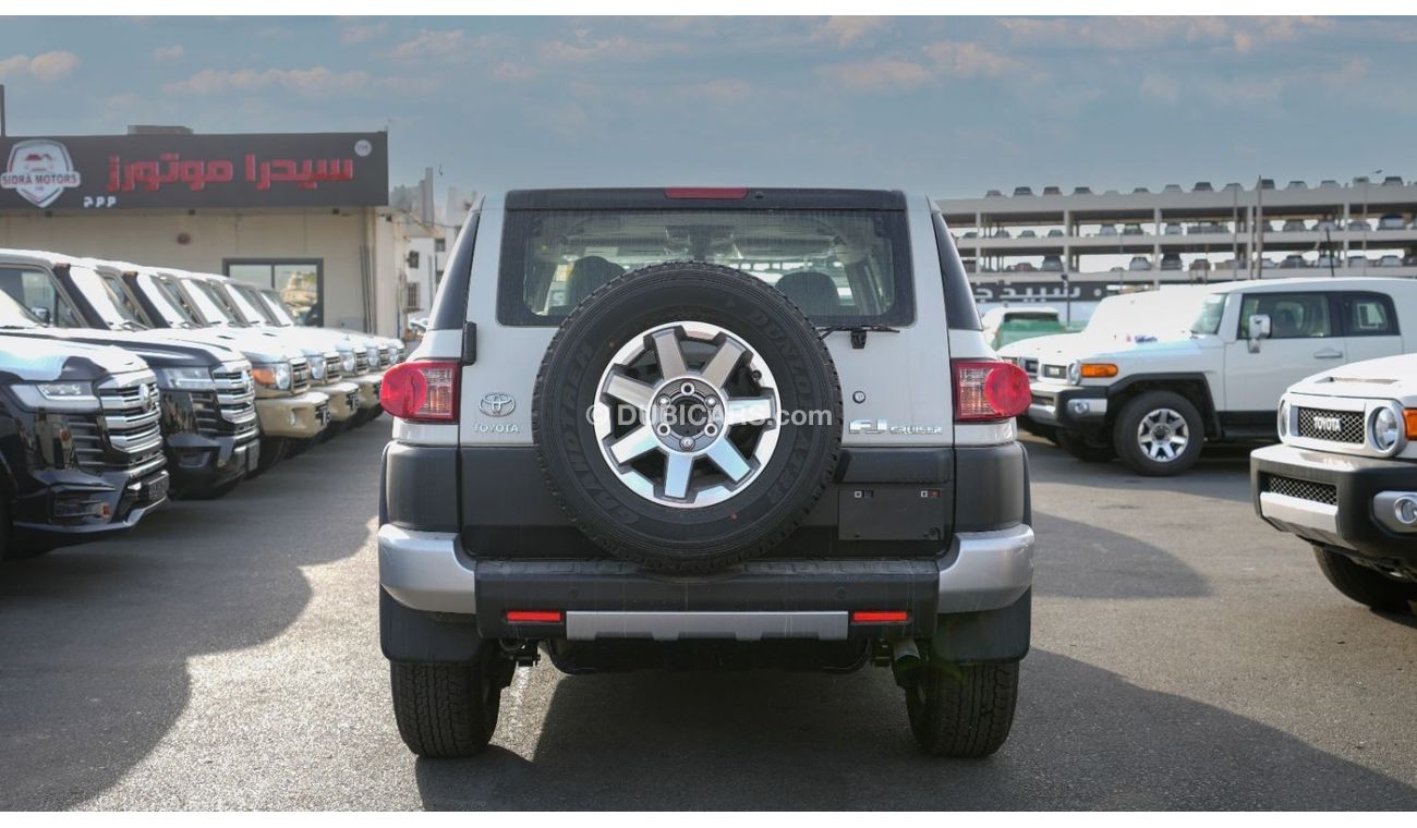 Toyota FJ Cruiser FJ Cruiser EXTREME 4.0L V6- PETROL, 4WD,CRUISE CONTROL, JBL, MULTIMEDIA STEERING .