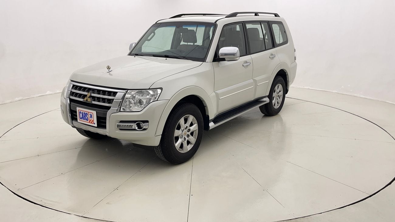 ميتسوبيشي باجيرو GLS MIDLINE 3 | بدون دفعة مقدمة | اختبار القيادة في المنزل