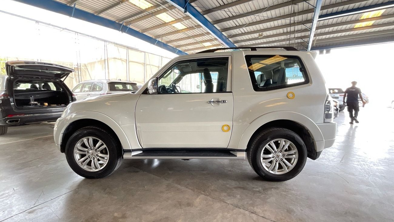 Mitsubishi Pajero GLS HIGHLINE | Guaranteed Warranty | 0 Down Payment
