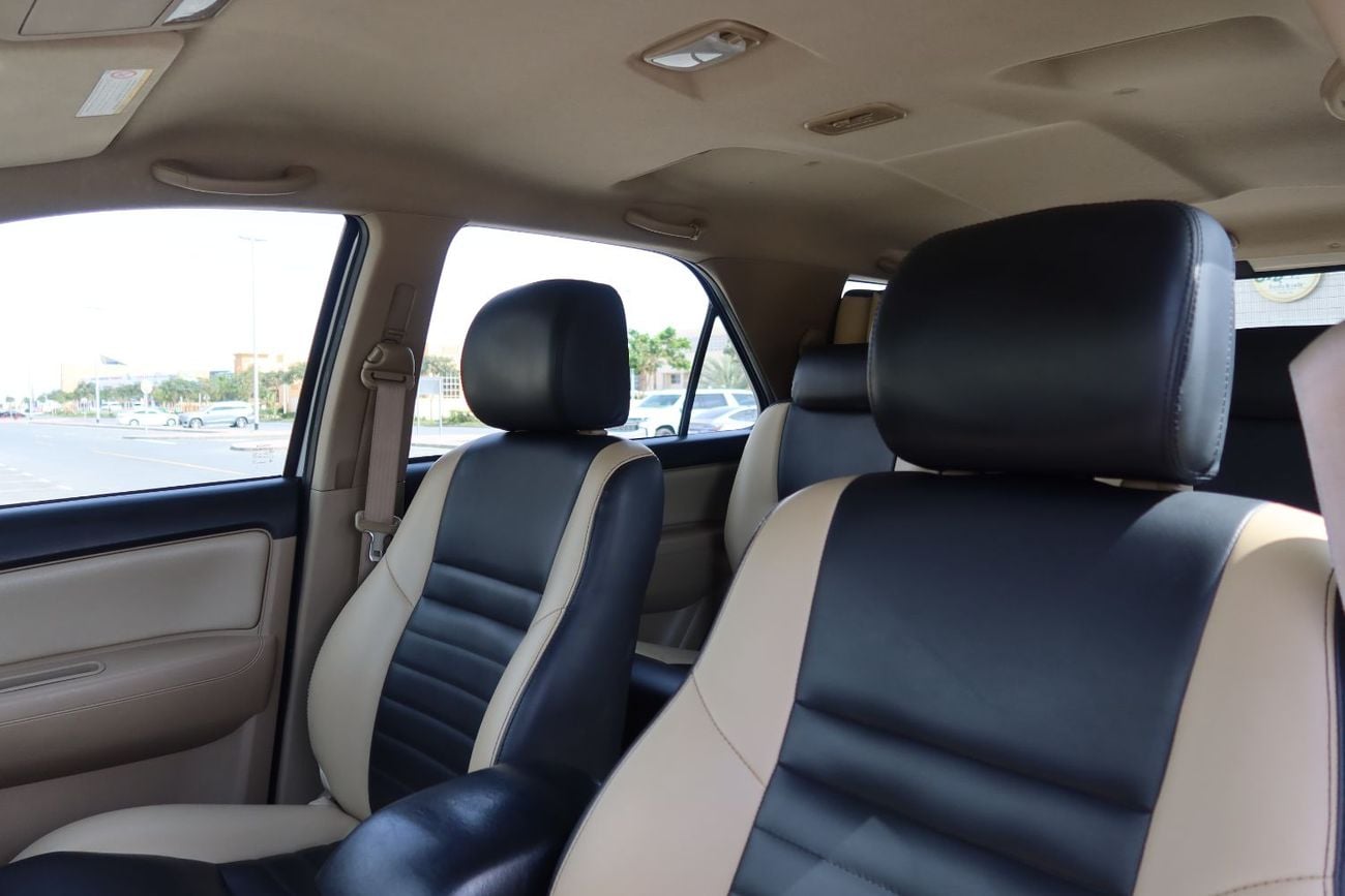 تويوتا فورتونر SR5 2.7L