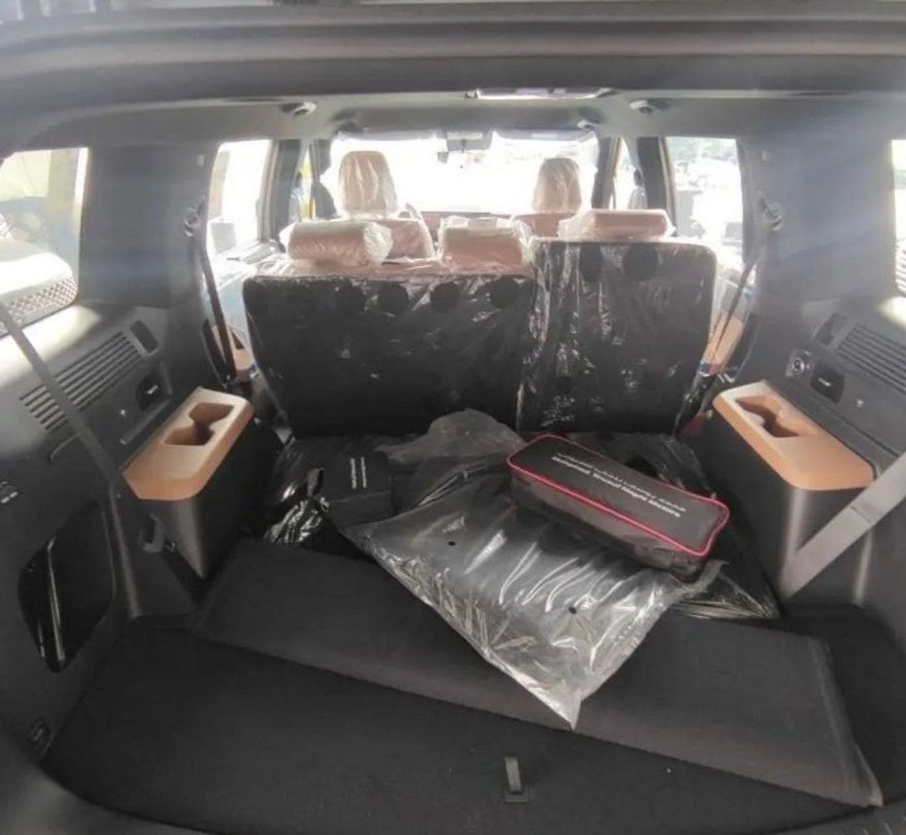 Hyundai Santa Fe 2.5L PETROL 2025 GCC