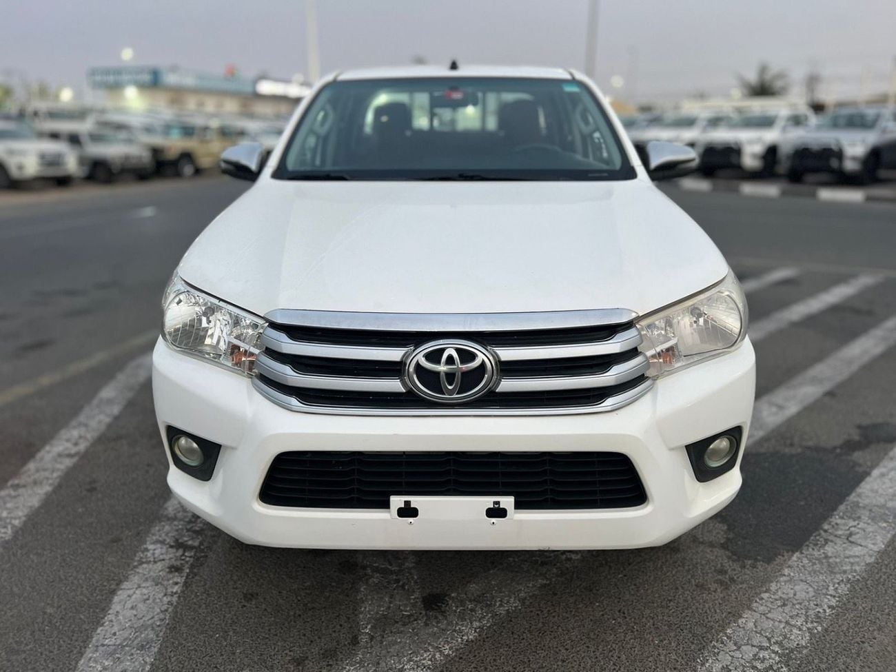Toyota Hilux 2023  TOYOTA HILUX 2.4L V4 **DIESEL** MANUAL TRANSMISSION  +  POWER WINDOW + 4X4  + Rear Camera + Fo