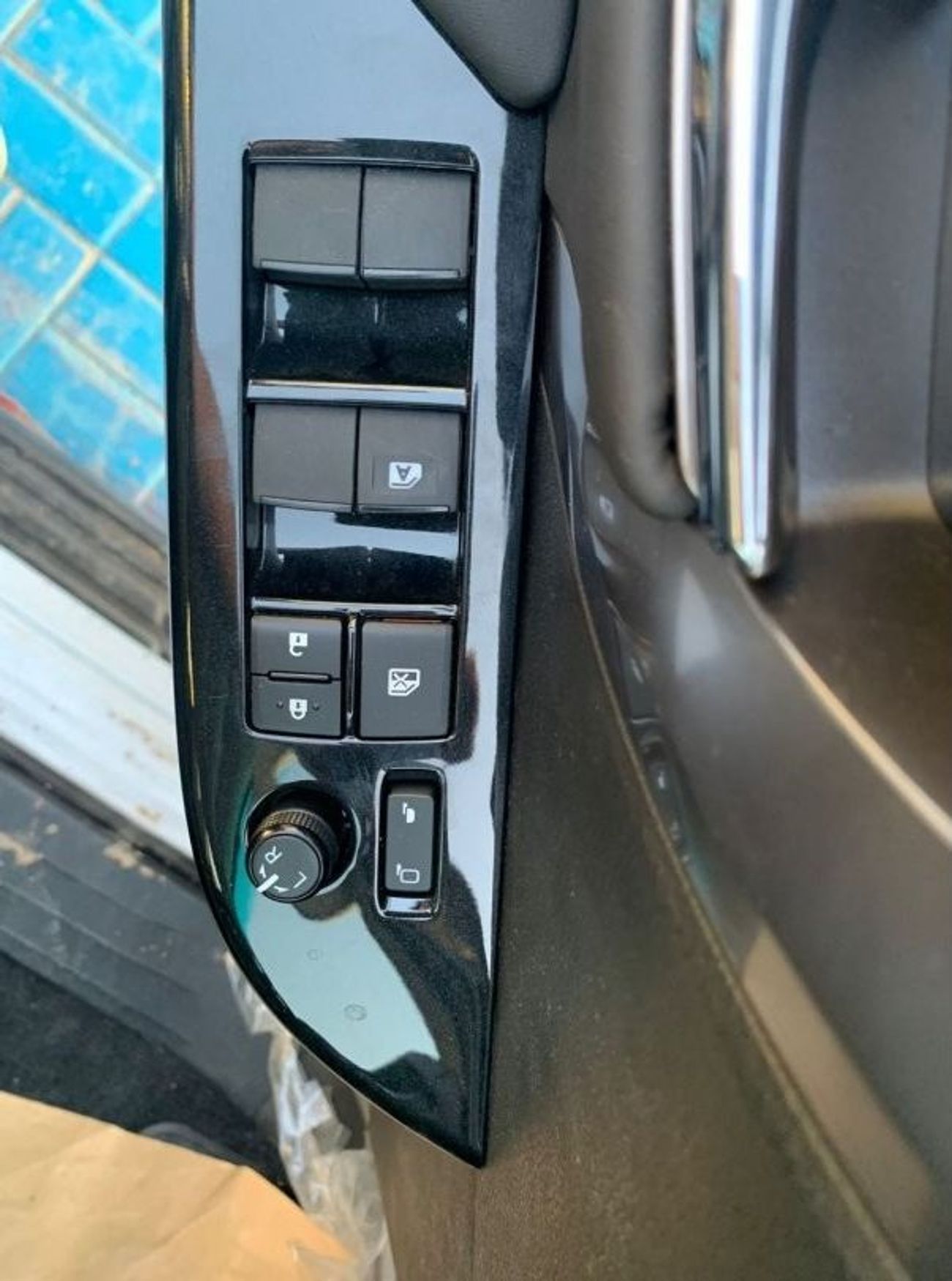 Toyota Fortuner FORTUNER 2.4L V4 4X4 FULL OPTION