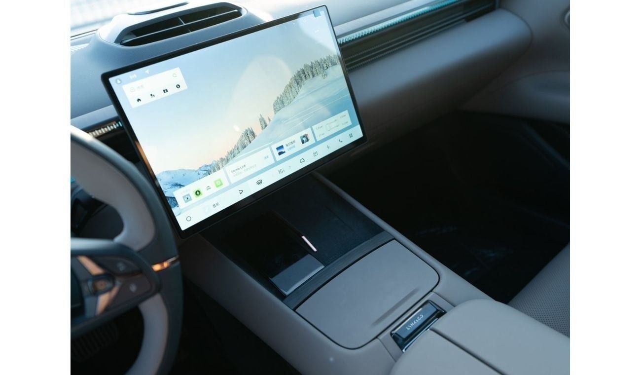 لينك أند كو Z10 2024 LYNK & CO Z10 MAX - BLACK inside BROWN | Export Price