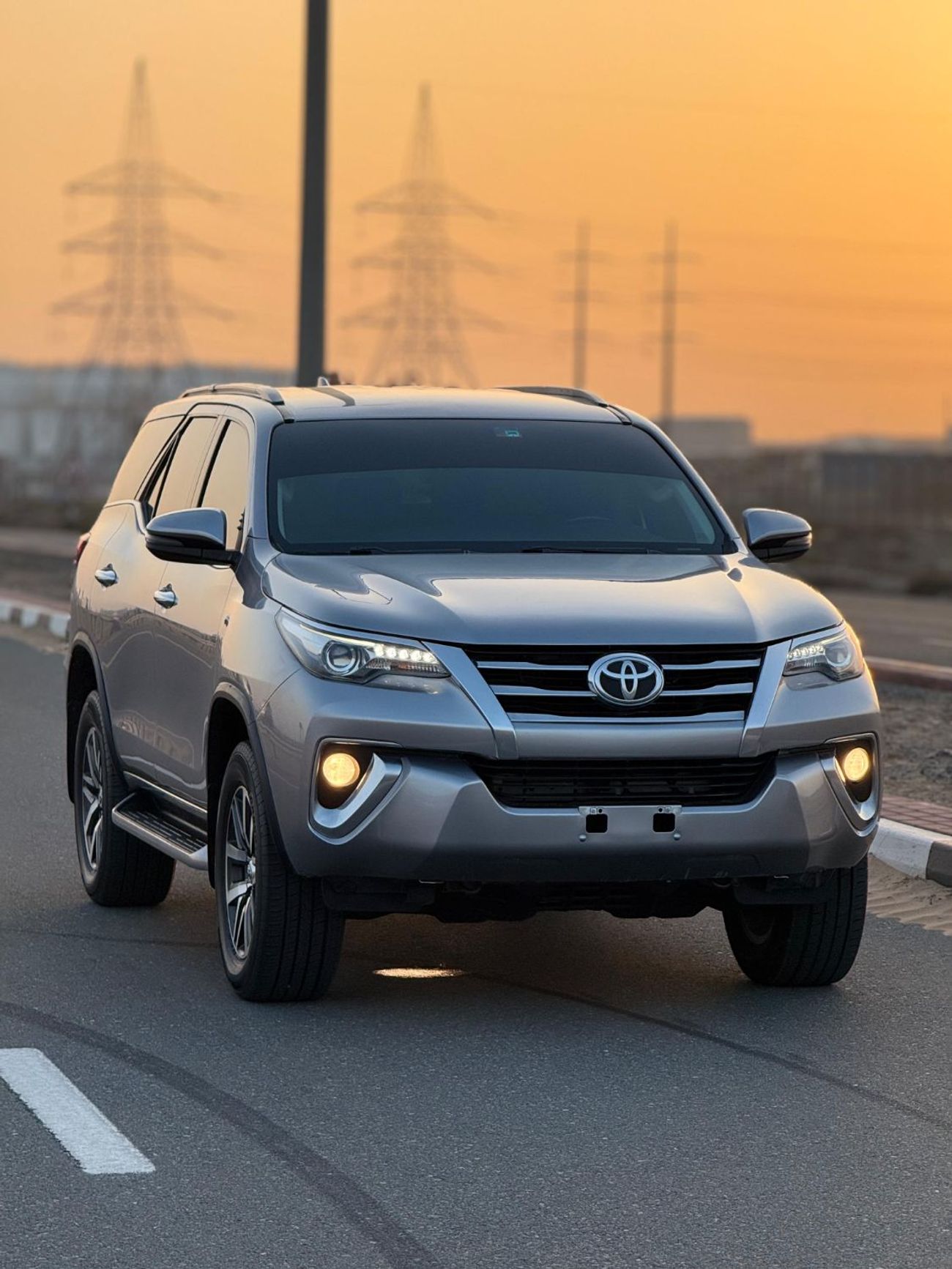 تويوتا فورتونر VXR 4.0L (278 HP)