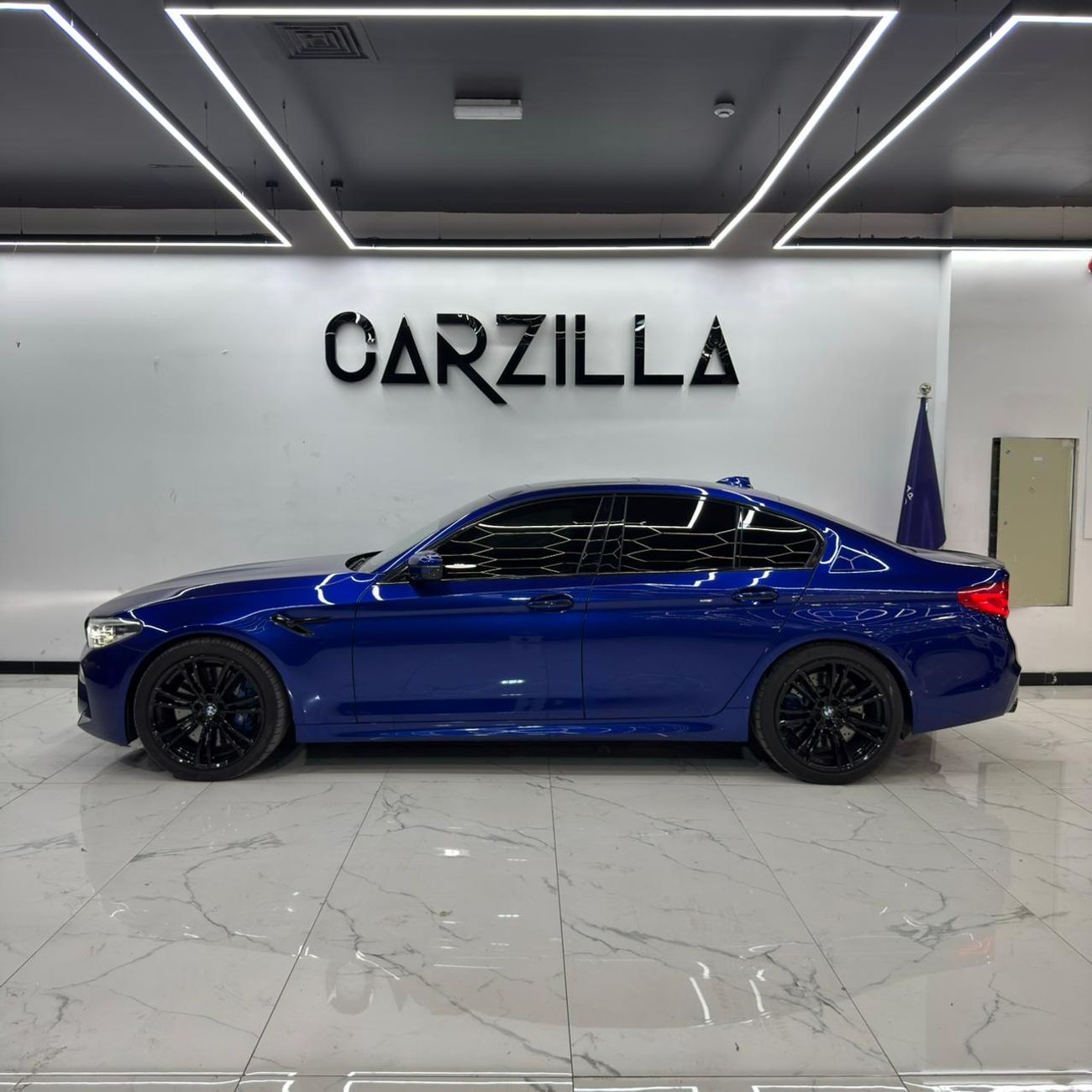 BMW M5 AED 4,112 / Monthly l 0% Downpayment l M5 V8 l Excellent Condition