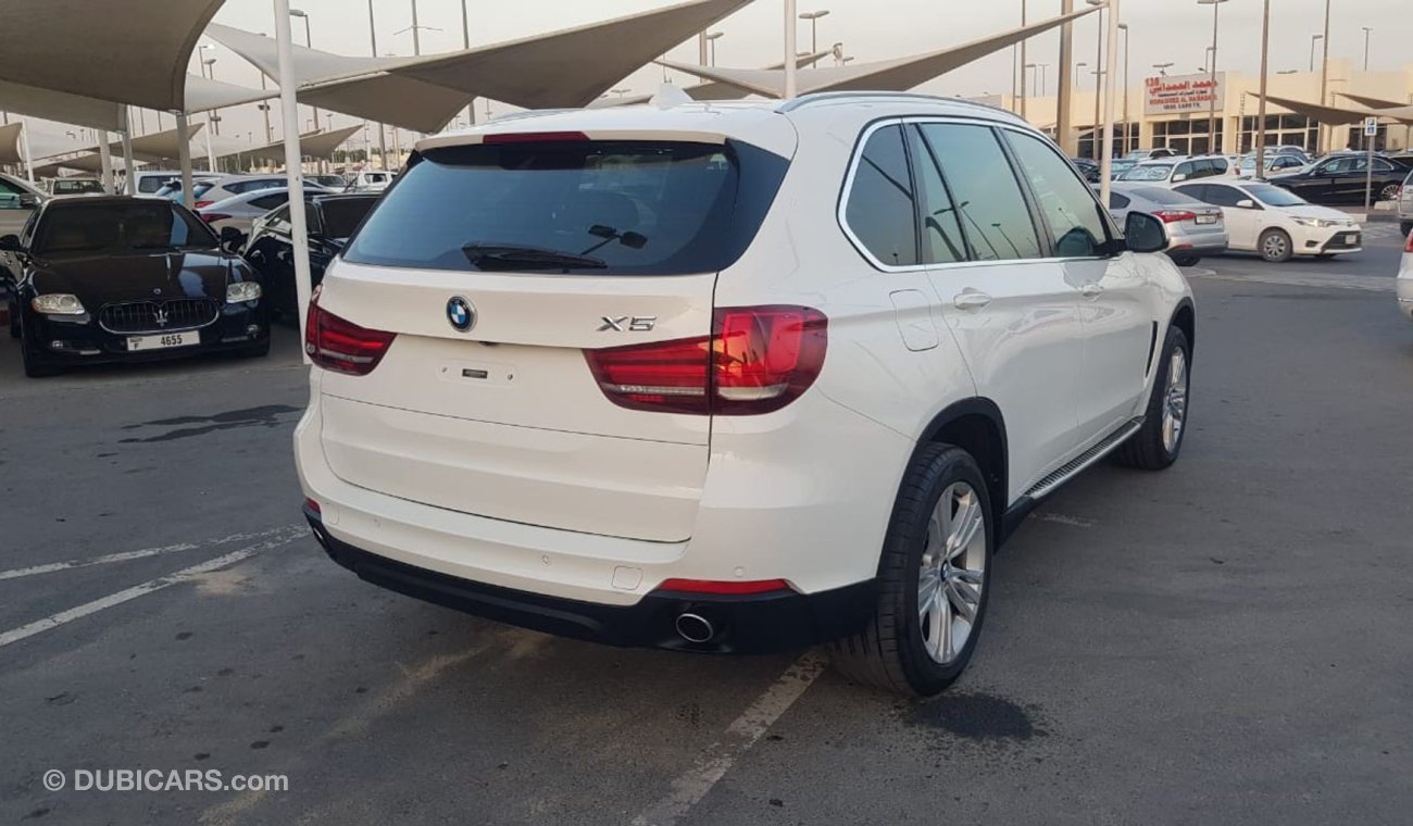 BMW X5 Model 2014 GCC car prefect condition full option low mileage one owner  panoramic roof leather seats