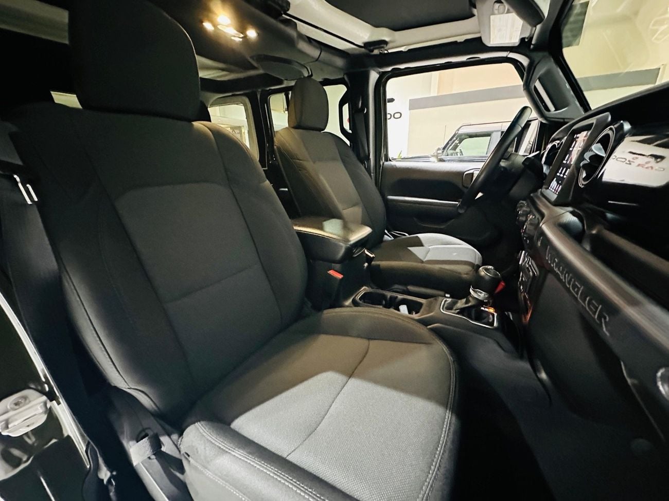Jeep Wrangler Unlimited Sport S 2.0L A/T