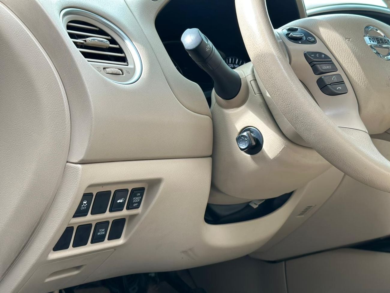 Nissan Pathfinder SV 3.5L (260 HP) 4WD NISSAN PATHFINDER | GCC | 2015 | FULL OPTIONS 7SEATERS WITH PANORAMIC ROOF