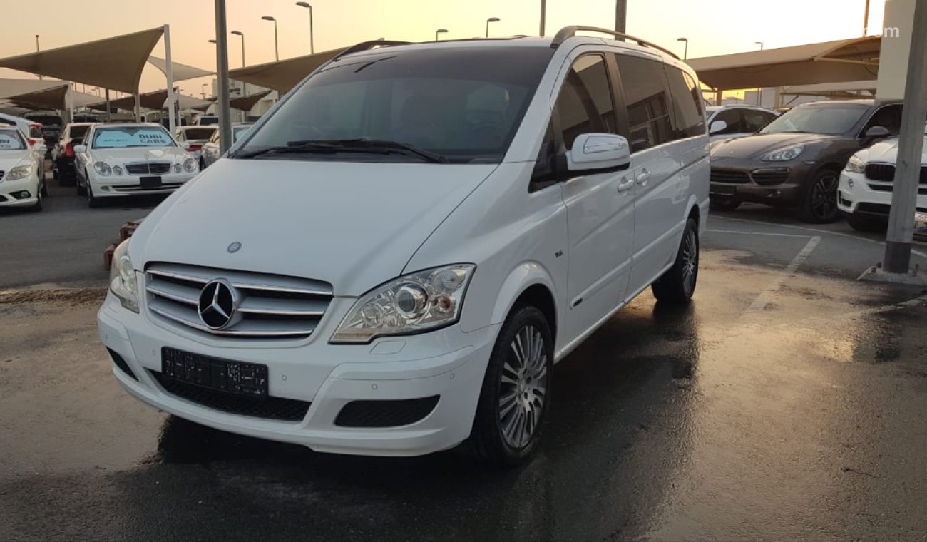 Mercedes-Benz Viano Mercedes benz viano model 2015 GCC car prefect condition full option panoramic roof leather seats ba