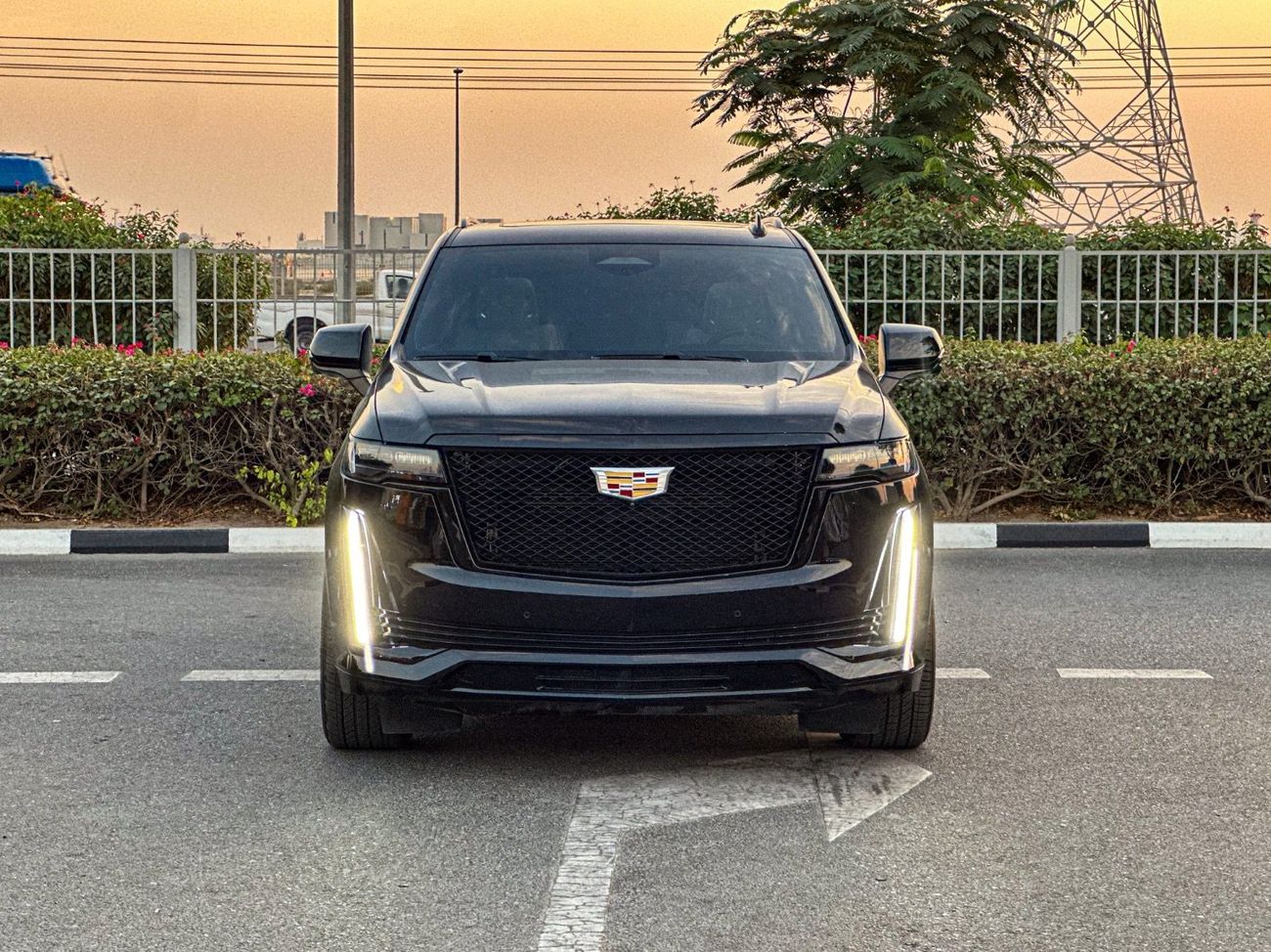 Cadillac Escalade Sport Platinum 6.2L 4WD 2023 Cadillac Escalade Sport Platinum | Law Mileage (29,000 Km) | Gcc Specs