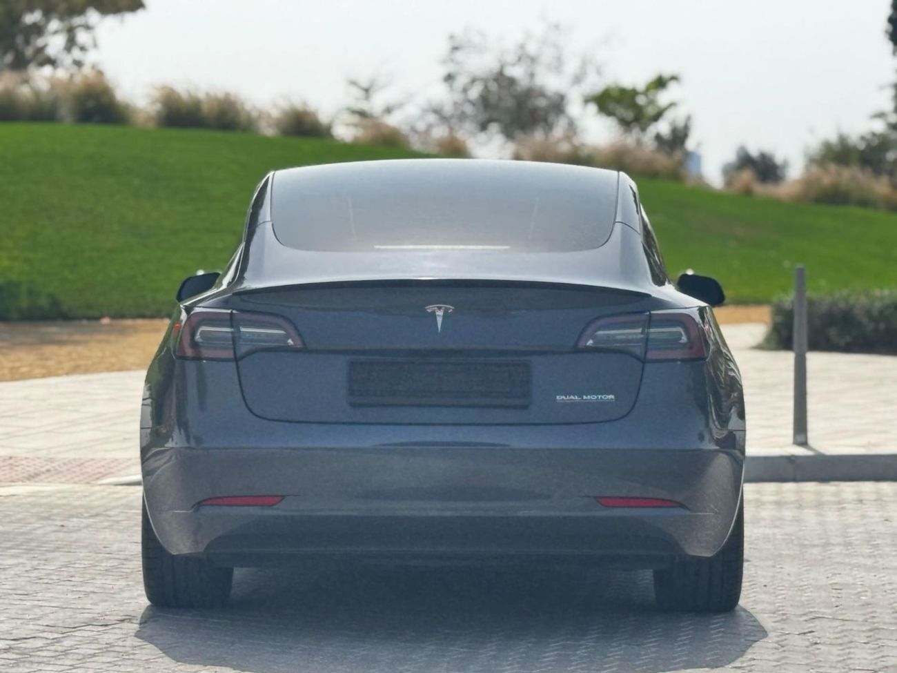 Tesla Model 3 TESLA MODEL 3 PERFORMANCE DUAL MOTOR LONG RANGE Model: 2021 Milage 84.000km Price: 110.000 dirhams (