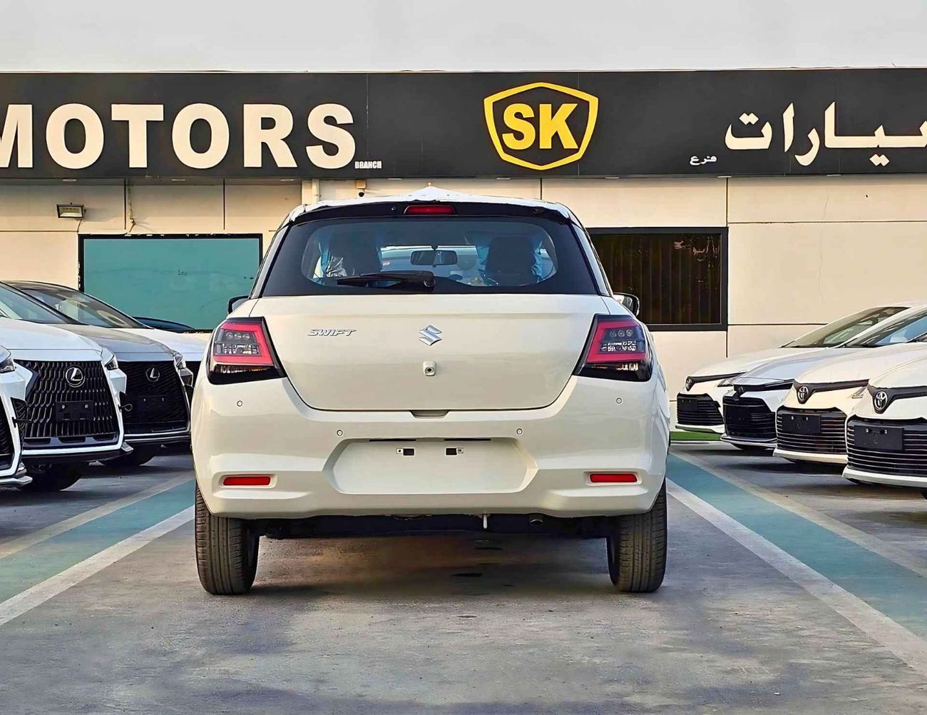 سوزوكي سويفت GLX DUAL TONE / 1.2L PETROL A/T/ PUSH START/ REAR PARKING SENSOR / REAR CAMERA / CODE # SGLX
