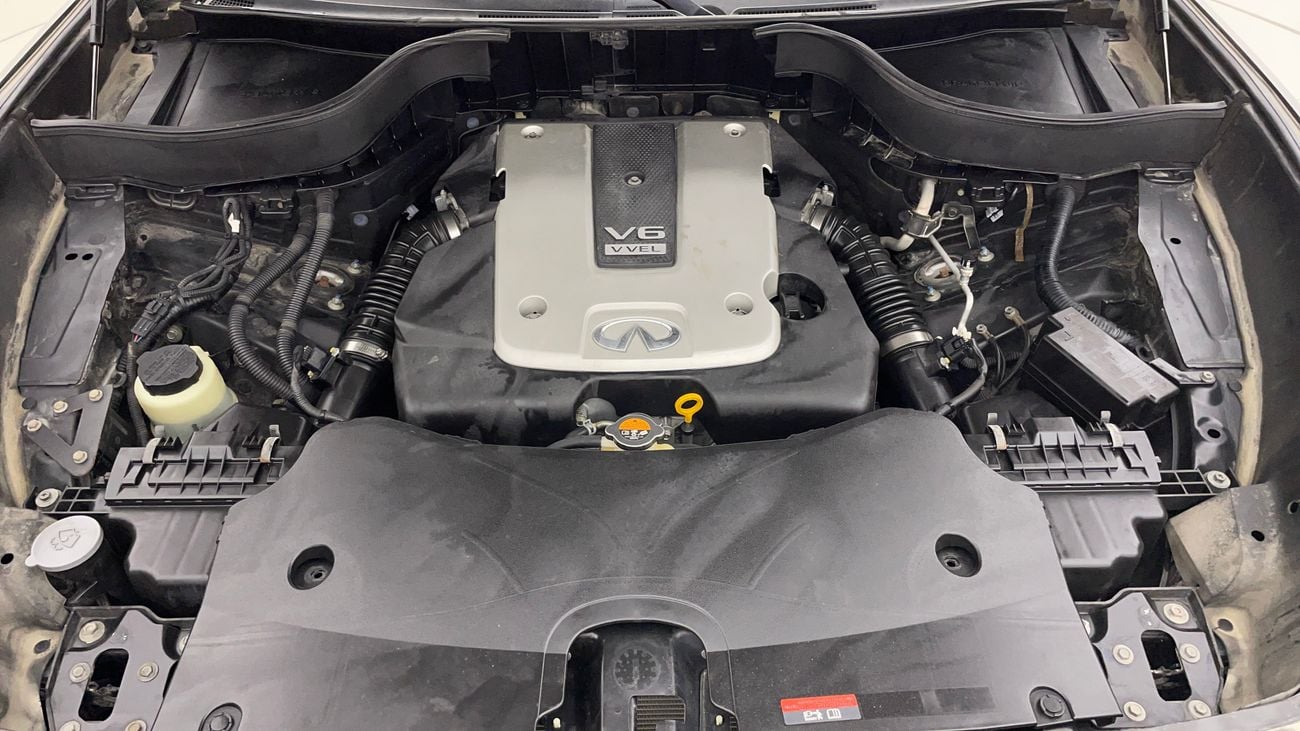 إنفينيتي QX70 LUXURY 3.7 | بدون دفعة مقدمة | اختبار القيادة في المنزل