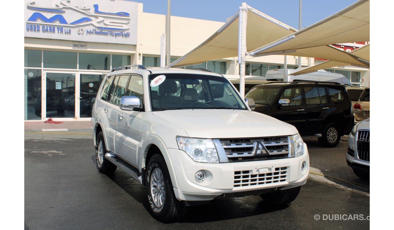Mitsubishi Pajero GLS - SUNROOF - ACCIDENTS FREE - ORIGINAL PAINT - CAR IS IN PERFECT CONDITION INSIDE OUT