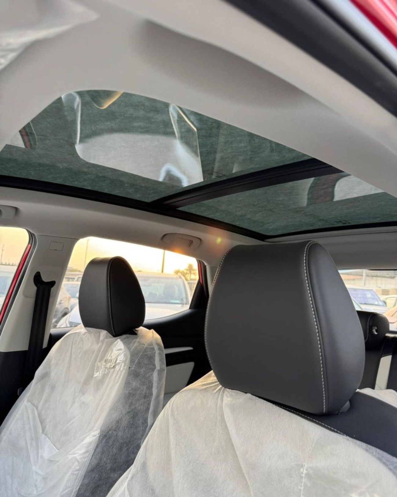 MG ZS MG ZS 1.5L (LUXURY) - 2025 MODEL RED COLOR