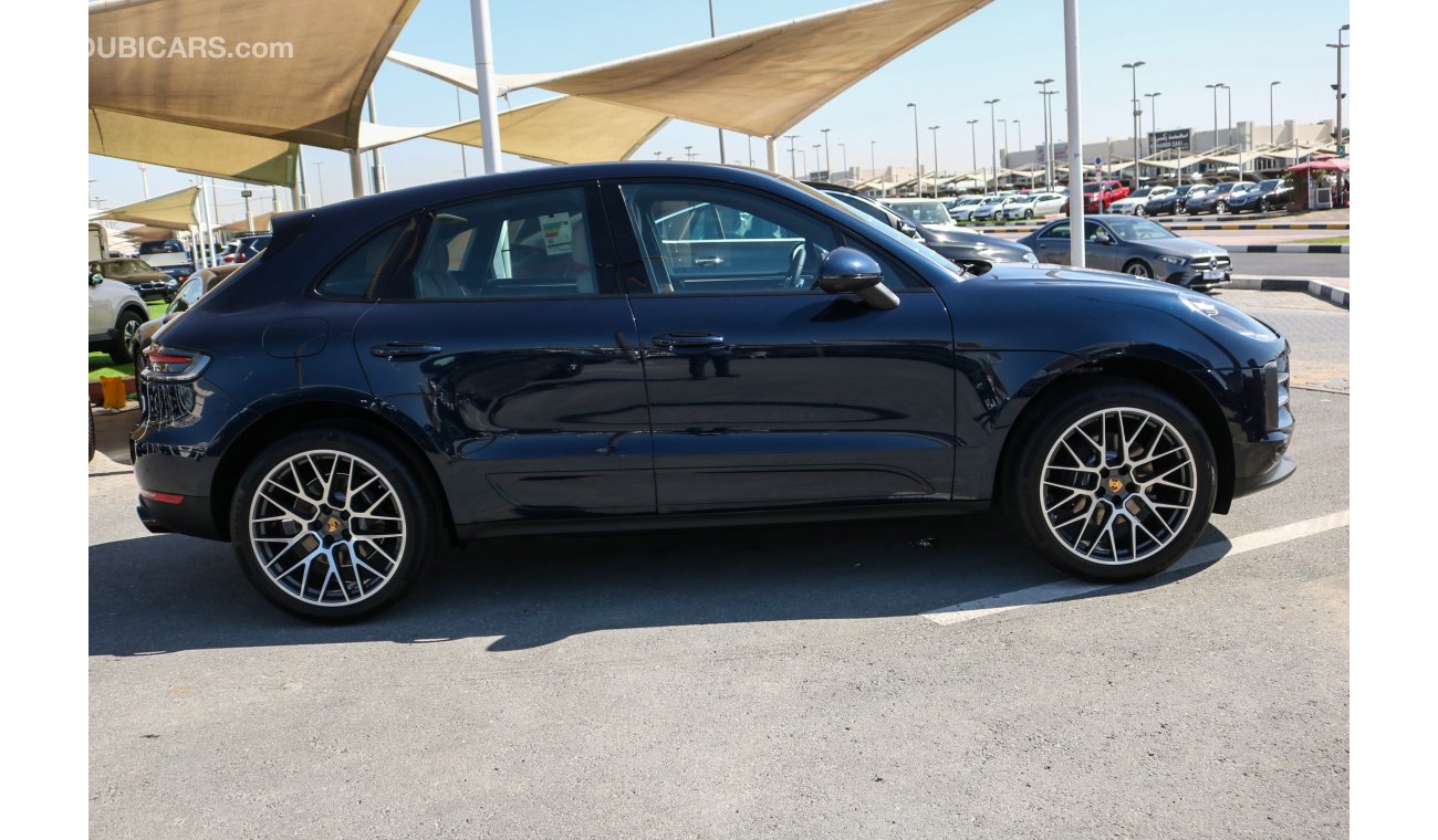 Porsche Macan FULL OPTION 2.0L SUV AWD WITH GCC SPECS AND WARRANTY - EXPORT ONLY